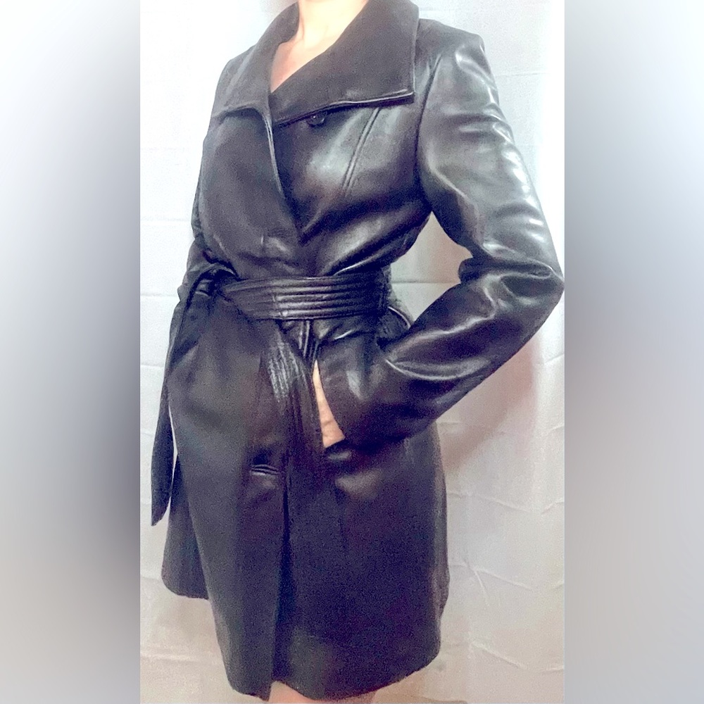 Pelle Studio Womens Wilsons Leather Short Trench Jacket Belted
